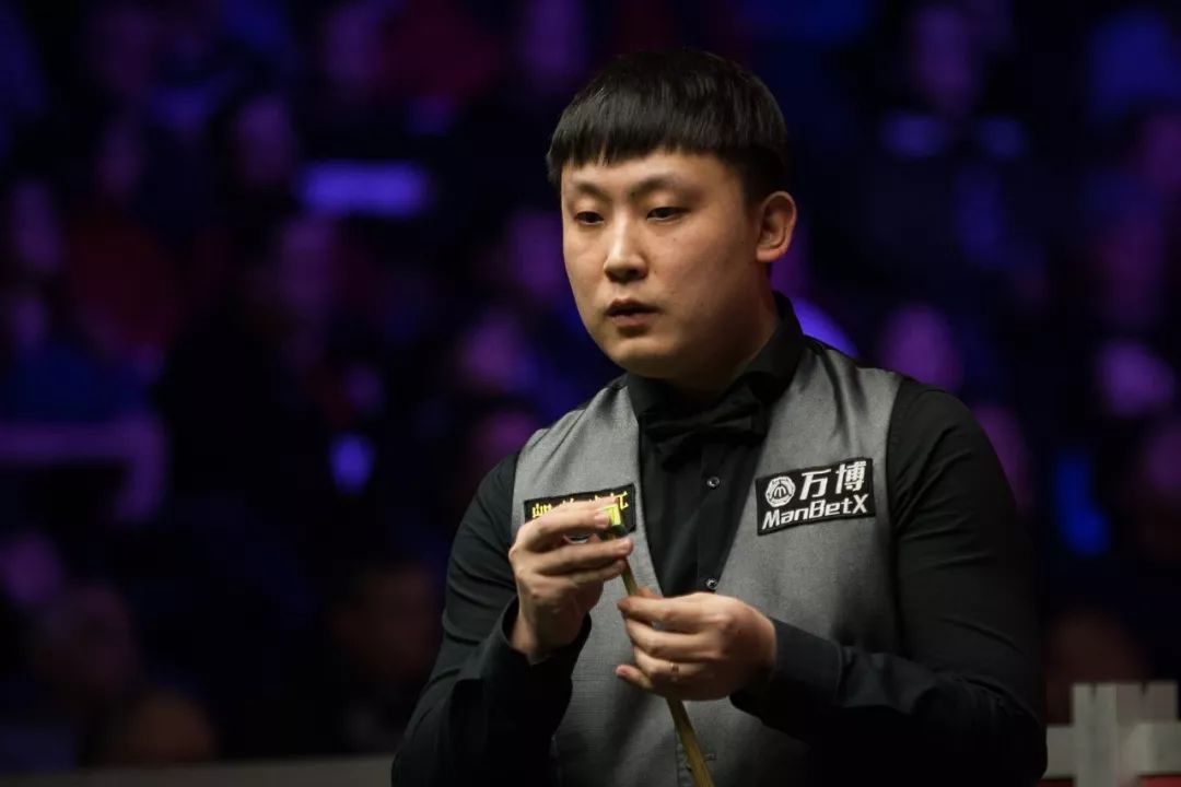 一个持续的 一个持续的