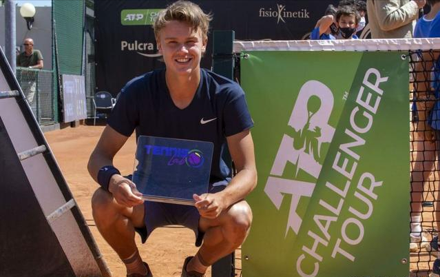 比赛不仅是 比赛不仅是